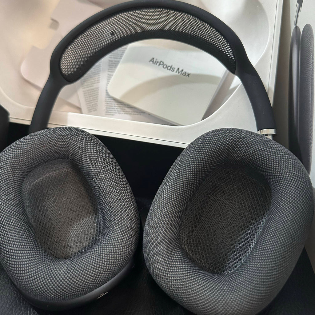 Pods Max - Black - USBC + Faktura